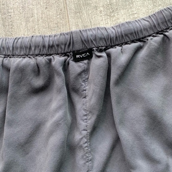 🔥🔥RVCA - NEW YUME SHORT🔥🔥 - Picture 4 of 5